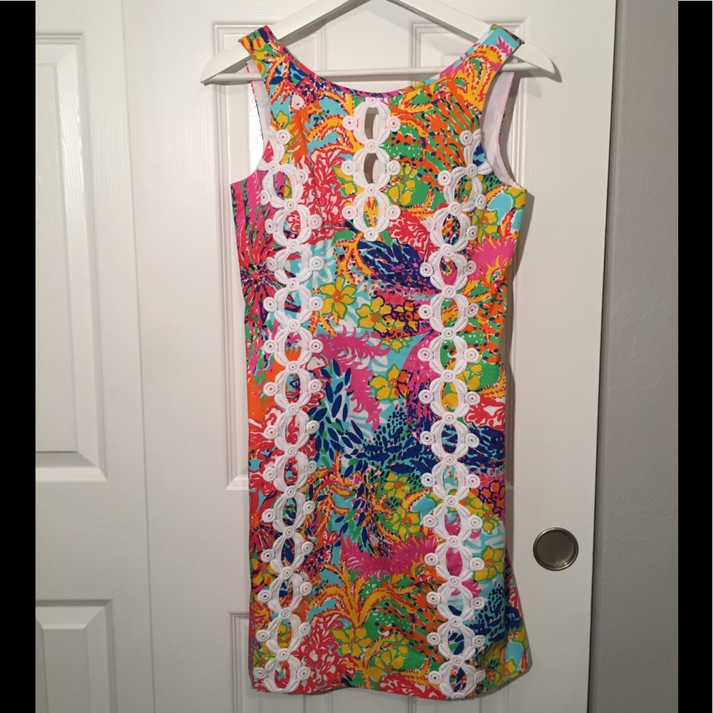 Authentic Lilly Pulitzer Fishing for Compliments